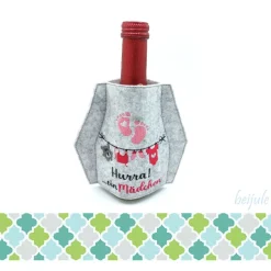 Glasmanschette Hurra ein Mädchen