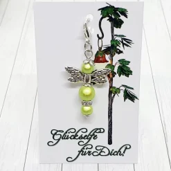 Glücksbringer Funkelelfe silberfarben / hellgrün – Magischer Anhänger mit Glitzer