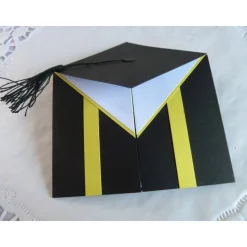 Glückwunschkarte, Klappkarte zur Promotion, Master, Bachelor, Abitur, mit klappbaren Doktorhut, Doktorhutkarte