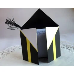 Glückwunschkarte, Klappkarte zur Promotion, Master, Bachelor, Abitur, mit klappbaren Doktorhut, Doktorhutkarte