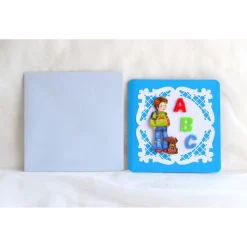 Glückwunschkarte zum Schulanfang blau-hellblau, Junge mit Filzbuchstaben ABC (9)