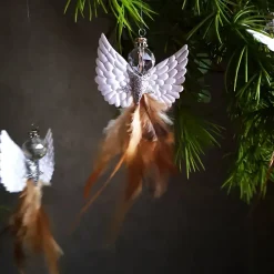 Glitzernder Federengel handgemacht – Unikat Weihnachtsdeko mit Glasperle, schwebend