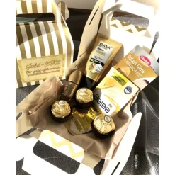 Goldbox, Wellnessbox, Geschenkset, nur goldfarbene Produkte, Weihnachtsgeschenk