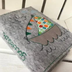 Gotteslobhülle aus Wollfilz - Gotteslobeinband - Schutzhülle für das Gotteslob - Personalisierbar -