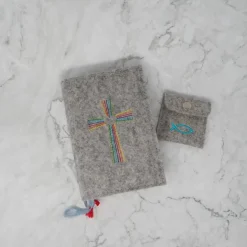 Gotteslobhülle aus Wollfilz