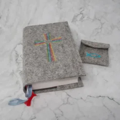 Gotteslobhülle aus Wollfilz