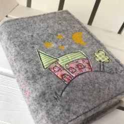 Gotteslobhülle aus Wollfilz - Gotteslobeinband - Schutzhülle für das Gotteslob - Personalisierbar -