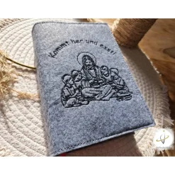 Gotteslobhülle Filz  Kommunion 2025 personalisierbar Jesus mit Kindern 