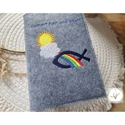 Gotteslobhülle Filz  Kommunion 2025 personalisierbar Jesus mit Kindern 