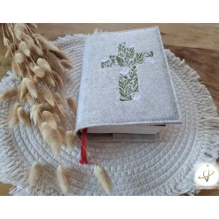 Gotteslobhülle Filz  Kommunion 2025 personalisierbar Regenbogen 