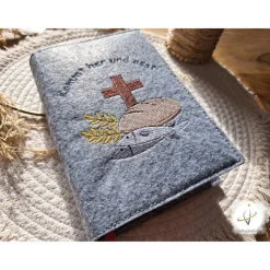 Gotteslobhülle Filz  Kommunion 2025 personalisierbar Jesus mit Kindern "Kommt her und esst!" Einband