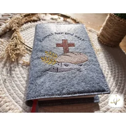 Gotteslobhülle Filz  Kommunion 2025 personalisierbar Jesus mit Kindern 