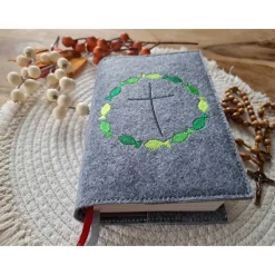 Gotteslobhülle Filz Kommunion 2025 kommt her und esst! personalisierbar Einband Handgemachte Filzhülle Fische grün