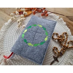 Gotteslobhülle Filz Kommunion 2025 kommt her und esst! personalisierbar Einband Handgemachte Filzhülle Fische grün