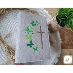 Gotteslobhülle Filz  Kommunion 2025 personalisierbar Schmetterlinge grün 