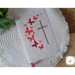 Gotteslobhülle Filz  Kommunion 2025 personalisierbar Schmetterlinge rot 