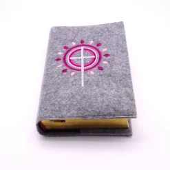 Gotteslobhülle, grauer Filz mit rosa Muster, personalisierbar, Filz 100 % Polyester, Garn rot-rosa-grau