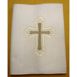 Gotteslobhülle handgefertigt Filz 3mm weiss Kreuz grau beige gold personalisierbar Name und Datum bestickt