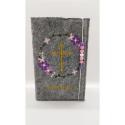 Gotteslobhülle mit Namen, Gummikordel und Perlen - für den Großdruck