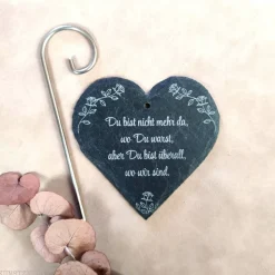 Grabdekoration, Schiefer-Herz mit Rosen-Motiv, Grabschmuck mit Wunschtext, Grabschild, personalisierbar