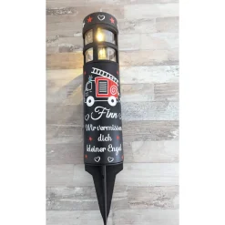 Grabschmuck Solarleuchte personalisiert mit süßen Feuerwehrauto Motiv, grableuchte solar sternenkind