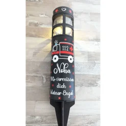 Grabschmuck Solarleuchte personalisiert mit süßen Krankenwagen Motiv, grableuchte solar sternenkind