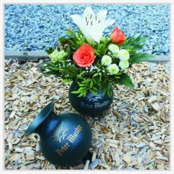 Grabvase Friedhofsvase "Kugel" mit Namen und Sonnenmotiv Grabvase mit Beschriftung