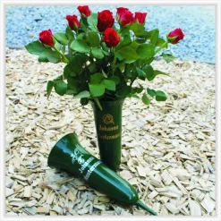 Grabvase Friedhofsvase "Tulpe" mit Namen und Vogelmotiv Grabvase mit Beschriftung