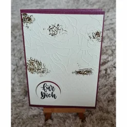 Gratulationskarte " für Dich " geprägtes Rosenmotiv