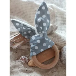 Grau mit weißen Punkten Häschen/ Hasen Greifling mit Ring aus Buchenholz