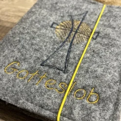 Graumelierte Buchhülle für Gotteslob bestickt mit blauem Kreuz / Einband für Gebetsbuch / Schutzumschlag / Kommunion