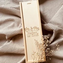 Gravierte Weinbox – Personalisiertes Geschenk für Hochzeiten, Jubiläen und andere Feierlichkeiten