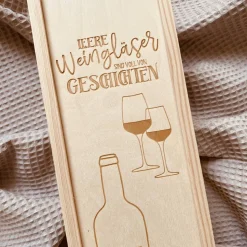 Gravierte Weinbox – Personalisiertes Geschenk für Hochzeiten, Jubiläen und andere Feierlichkeiten