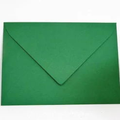 Grüne Weihnachtskarte mit handgezeichnetem grünen Weihnachtsbaum mit goldenen Kugeln, Aquarell – Doppelkarte A6