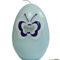 große Ostereikerze in hellblau mit Schmetterling in blau-weißem Verzierwachs