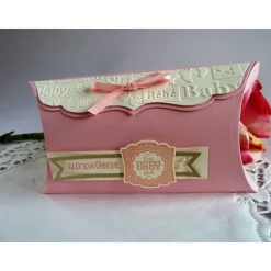 Große Pillowbox Verpackung zur Geburt/Taufe in rosa für ein Mädchen