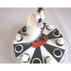 Große Schachteltorte, Hochzeitstorte,Torte zur Hochzeit in SCHWARZ-WEIß, Geldgeschenktorte, Geldgeschenk zur Hochzeit