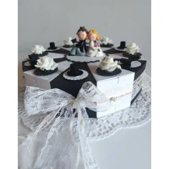 Große XXL Hochzeitstorte/Schachteltorte/Geldgeschenk, Torte zur Hochzeit in schwarz-weiß,  26cm Ø
