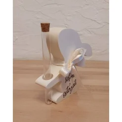 Großer Hase mit Blumenhalter aus Jesmonite