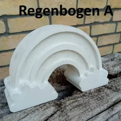 Großer Regenbogen aus Beton für Grabschmuck oder Gedenkecke, 2. Wahl