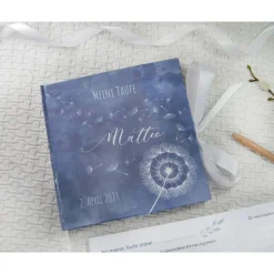 Gästebuch & Album zur Taufe mit Pusteblume & Schirmen in minimamistischem, edlem Grau