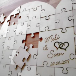 Gästebuch Herzpuzzle 2x2 aus Holz