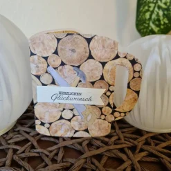 Gutscheinkarte - Herzlichen Glückwunsch - Säge - Hammer - Holz - Tassenform