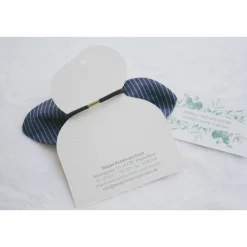 Haargummi mit Schleife