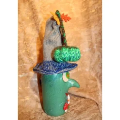 Halloweendeko HEXE– Handgemachte Hexe aus einer Sektflasche, witziges Upcyclingobjekt für Deine Halloweenparty