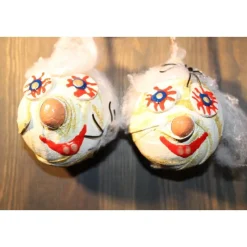 Halloweendeko KUGELMUMIEN – Handgemachte Mumien aus Kunststoffkugeln für Deine Halloweenparty