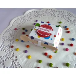 Hamburgerbox zur Einschulung / ABC-Schütze / Tischkarte befüllt mit Süßigkeiten und Holzlöffelchen