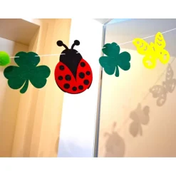 Handgefertigte Frühling/Sommer Girlande aus Filz/Kinderzimmer Dekoration Langlebig