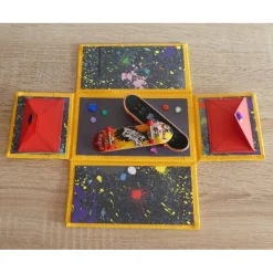 Handgefertigte Geldgeschenkverpackung Skateboard gelb-bunt