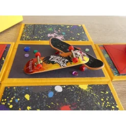 Handgefertigte Geldgeschenkverpackung Skateboard gelb-bunt